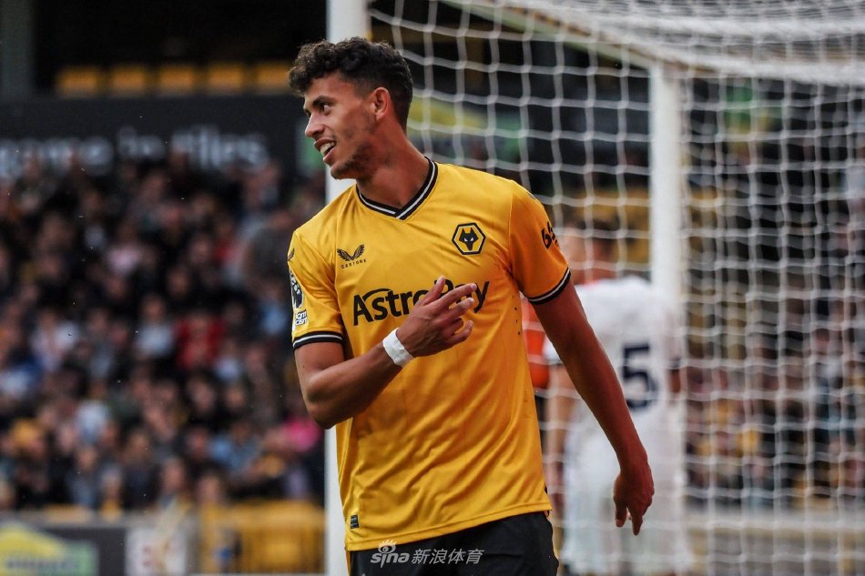 性发展和激 性发展和激