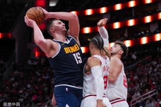 场上的瞬间 场上的瞬间